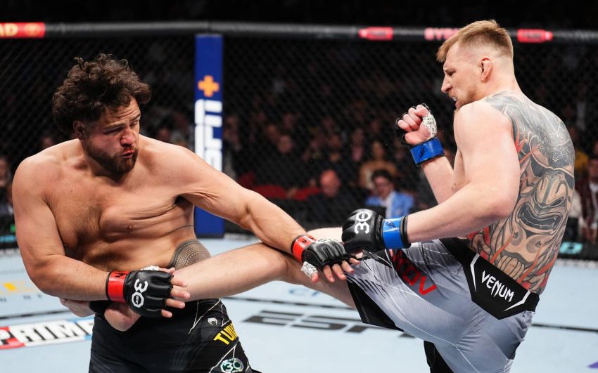 Видео боя Александр Волков – Тай Туиваса UFC 293
