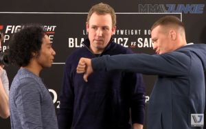 Битва взглядов участников турнира UFC Fight Night 145: Петр Ян - Джон Додсон