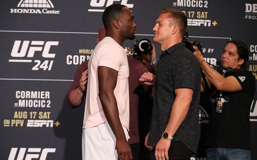 Видео боя Дерек Брансон - Йен Хейниш на UFC 241