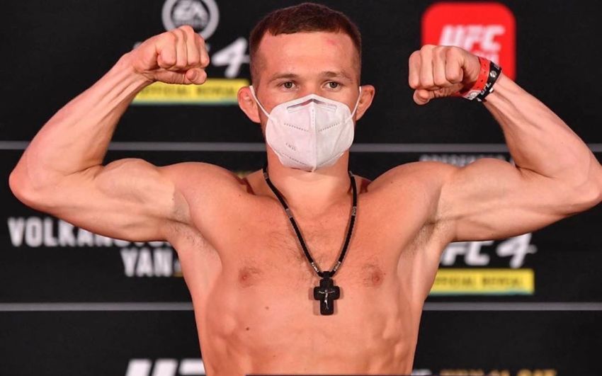 Результаты взвешивания турнира UFC 251: Камару Усман - Хорхе Масвидаль, Александр Волкановски - Макс Холлоуэй, Петр Ян - Жозе Альдо