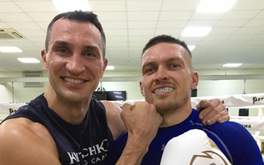 Владимир Кличко поддержал Усика перед боем с Фьюри: "Удачи в эту субботу"
