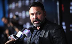 Оскар Де Ла Хойя требует, чтобы президент WBC принял меры к Чарло и отдал титул победителю боя Мунгия - Деревянченко