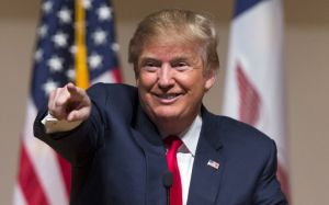 Оскар Де Ла Хойя: "Я хочу пригласить Дональда Трампа на реванш Канело - Головкин"