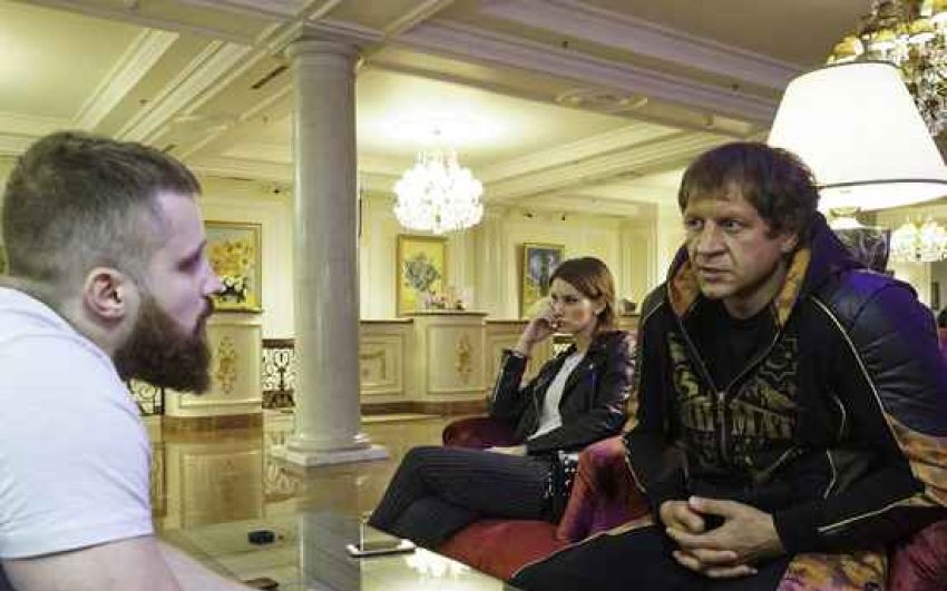 Что сказал Александр Емельяненко перед боем