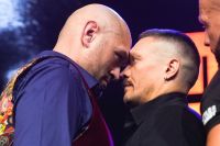 "Начал показывать, что он на спаде": тренер Джойса обсудил мегафайт Усик - Фьюри