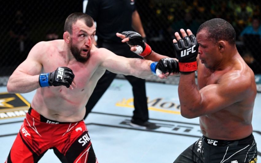Видео боя Муслим Салихов - Франсиско Тринальдо UFC Fight Night 189