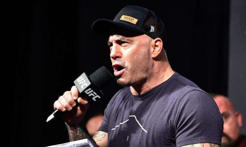 Джо Роган прокомментировал перенос турнира UFC 249