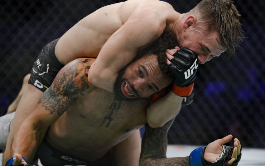 Видео боя Андре Эвелл - Натаниэль Вуд UFC 232