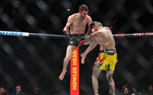 Видео боя Кори Сандхаген - Марлон Вера UFC on ESPN 43