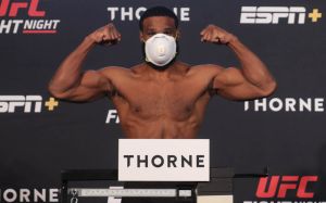 Результаты взвешивания турнира UFC on ESPN 9: Тайрон Вудли - Гилберт Бернс