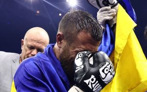 Василий Ломаченко сделал первое заявление в соцсетях после победы над Камбососом