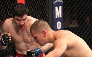 Видео боя Майк Мэллот – Микки Гал UFC 273