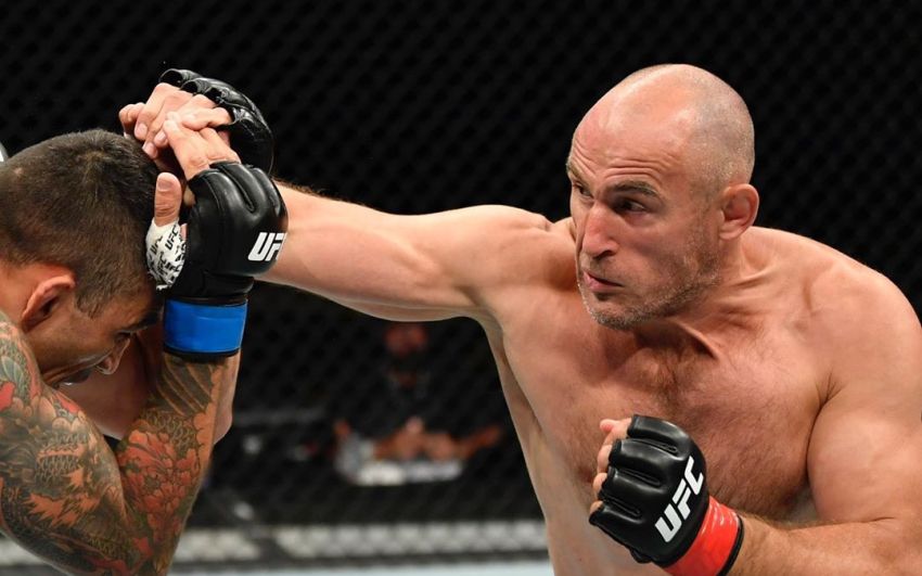 Алексей Олейник победил Фабрисио Вердума на UFC 249