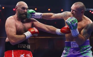 Леннокс Льюис отреагировал на победу Усика в реванше с Фьюри