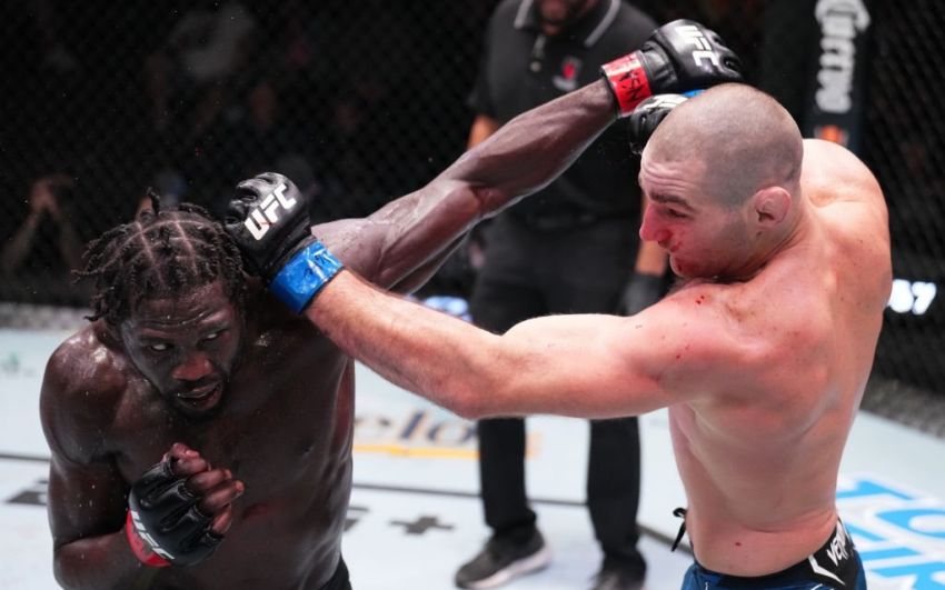Видео боя Джаред Каннонье - Шон Стриклэнд UFC Fight Night 216