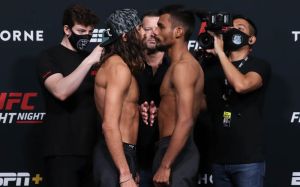 Видео боя Кайлер Филлипс - Раулиан Пайва UFC on ESPN 27