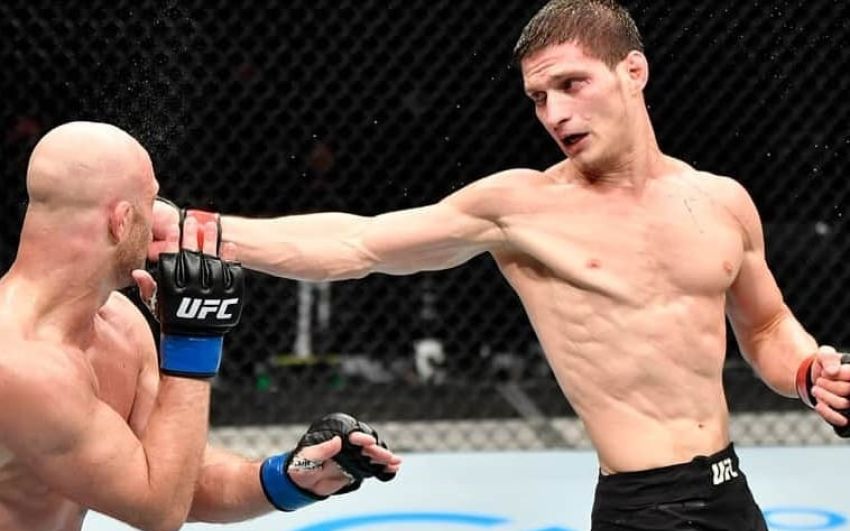 Мовсар Евлоев одержал победу над Майком Гранди на UFC on ESPN 14