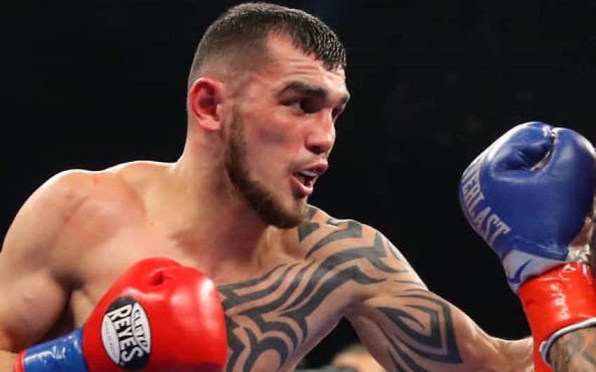 Шавкатжон Рахимов взял титул чемпиона мира по версии IBF, удосрочив Барретта