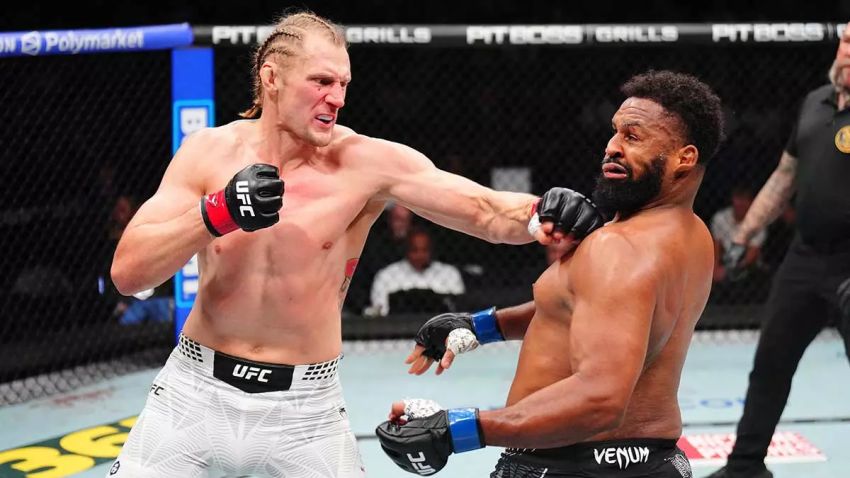 Александр Волков победил Уолдо Кортеса-Акосту на UFC 328