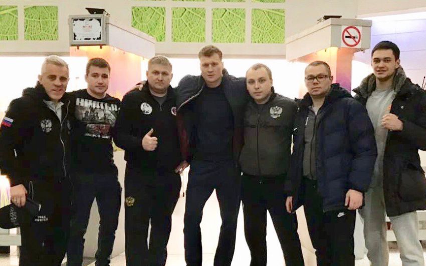 Поветкин отправился в Сочи на первый этап подготовки к бою с Прайсом