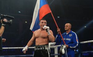 Денис Лебедев проведет следующий бой в ноябре