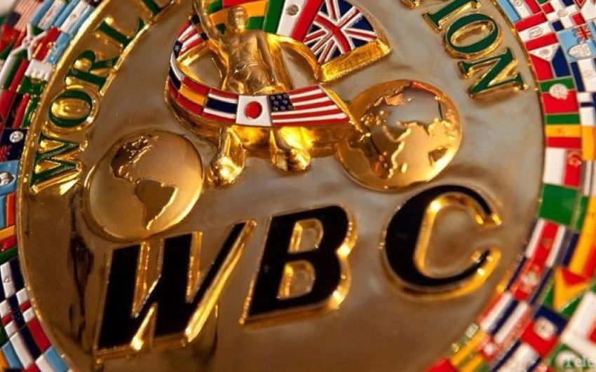 Дении Гарсия - Роберт Герреро бой за вакантный титул WBC в полусреднем весе. Джермелл Чарло-Джон Джексон также выявят чемпиона WBC, но в категории 154 фунта.