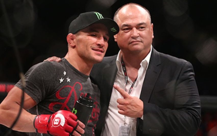 Скотт Кокер о бое между Чендлером и Оливейрой: "Это битва Bellator против UFC"