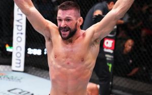 Матеуш Гамрот может подраться за титул UFC в легком весе