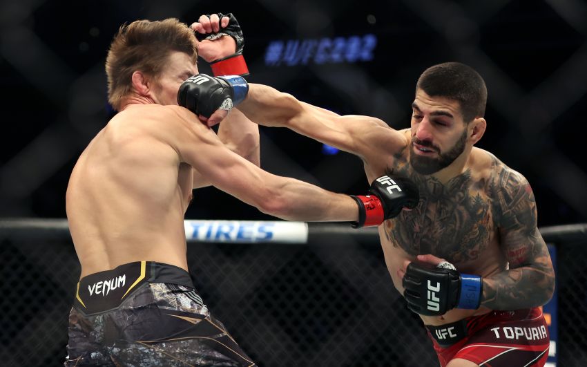 Видео боя Брайс Митчелл - Илия Топурия UFC 282