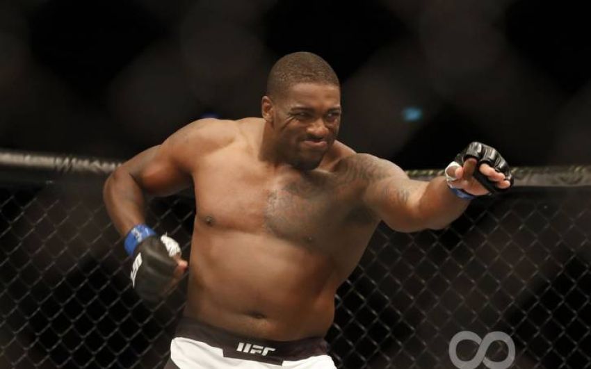 Уолт Харрис финишировал Сергея Спивака на UFC Fight Night 151