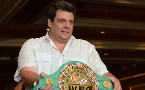 Президент WBC: «Я уже вздрагиваю, когда слышу звонок»