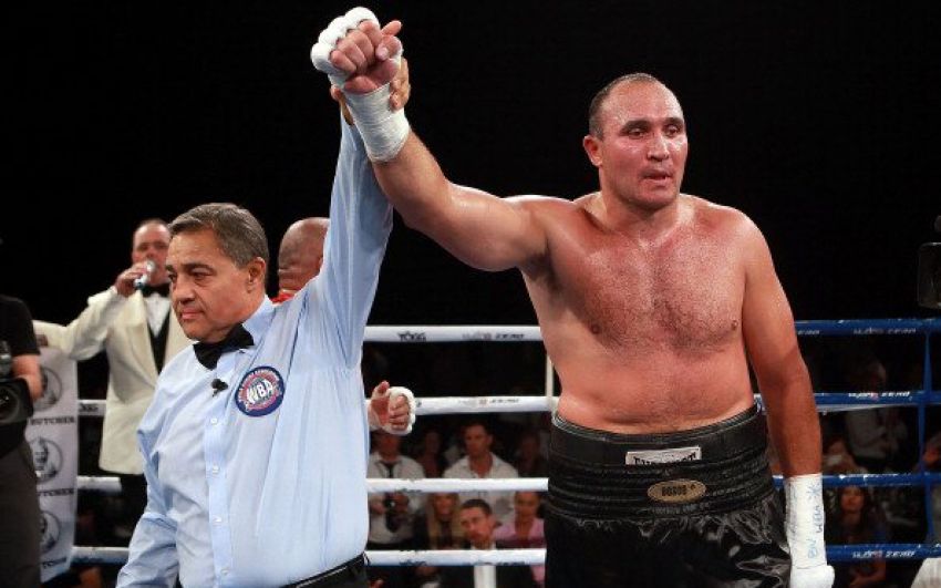 Владимир Хрюнов: "Ждем решения WBA по Устинову, Бриггсу и Окендо"