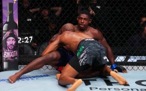 Видео боя Камару Усман – Хоакин Бакли UFC on ESPN 69