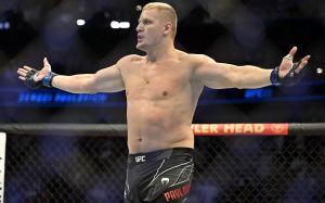 Олейник оценил шансы Павловича стать чемпионом UFC