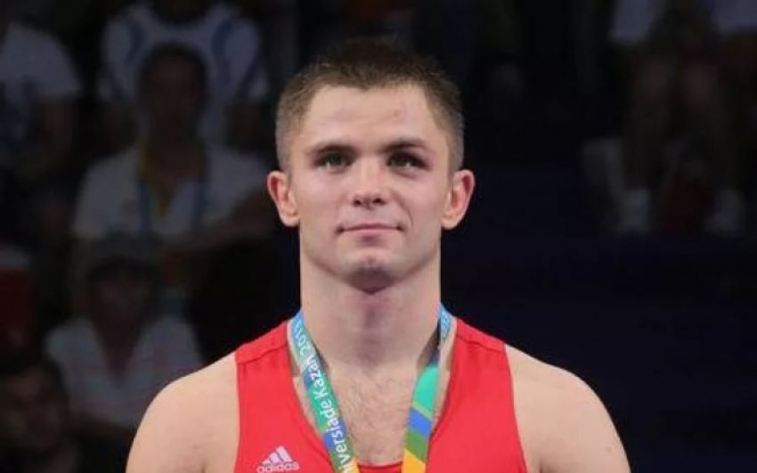 Через неделю Дмитрий Митрофанов дебютирует в профи: известен соперник 
