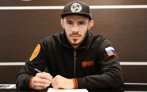 Новичок UFC Роман Богатов обратился к Тони Фергюсону