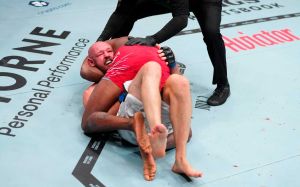 Видео боя Терренс МакКинни – Вячеслав Борщев UFC 317