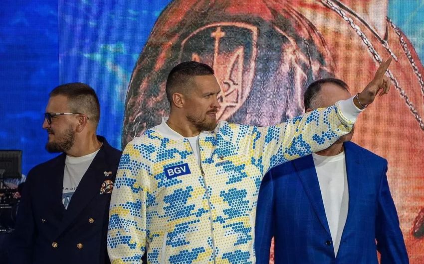 Александр Усик отреагировал на желание Фьюри выпить с ним пива