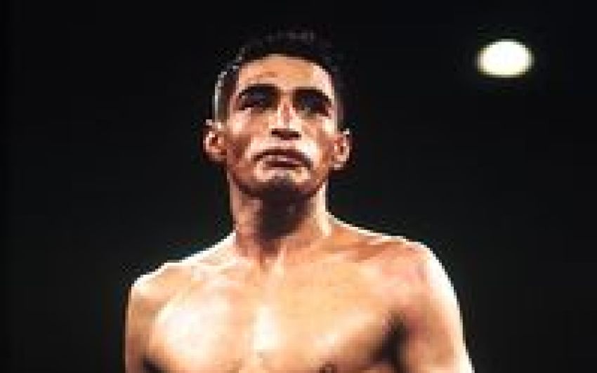 Erik Morales vs Kevin Kelley
