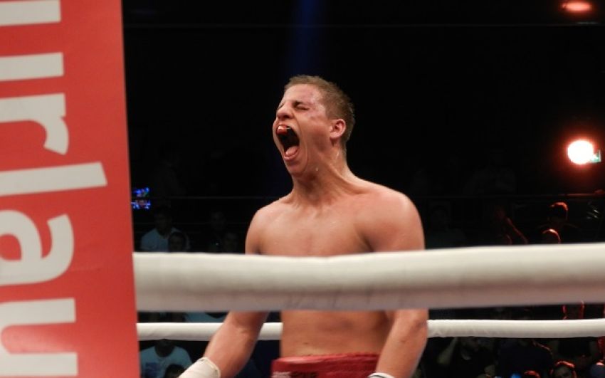 Тайрон Цойге проведет первую защиту титула WBA против британца Пола Смита