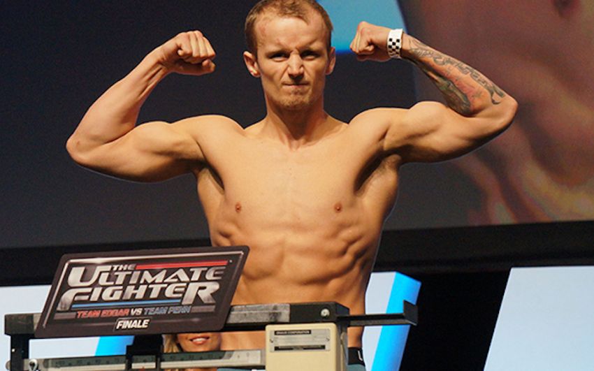 Джесси Ронсон снят с турнира UFC 231 из-за проблем с весом