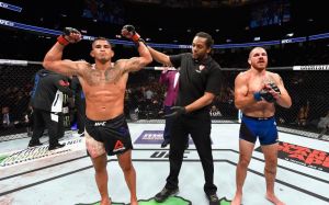 Видео боя Энтони Петтис - Джим Миллер UFC 213