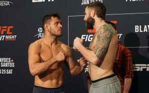 Видео боя Майкл Кьеса - Рафаэль Дос Аньос UFC Fight Night 166