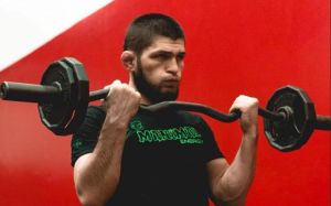 Хабиб Нурмагомедов назвал рекордный вес в жиме штанги лежа