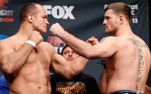 Видео боя Стипе Миочич - Джуниор дос Сантос 2 UFC 211