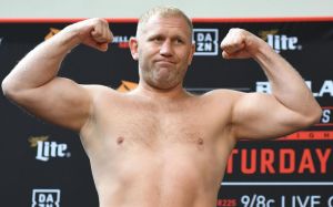 Сергей Харитонов подерется в треугольном ринге против экс-бойца UFC