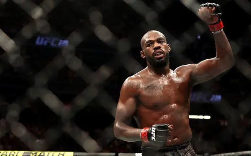 Василевский не видит в UFC бойцов, способных победить Джонса