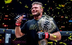Малыхин ни за какие деньги не уйдет из One в UFC
