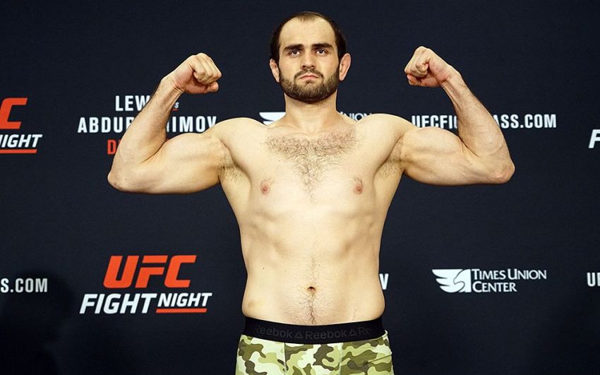 Сапарбек Сафаров победил Ника Негумереану на UFC Fight Night 147