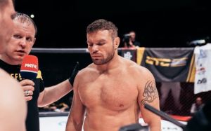 Анатолий Малыхин не сможет дебютировать в ONE Championship из-за коронавируса